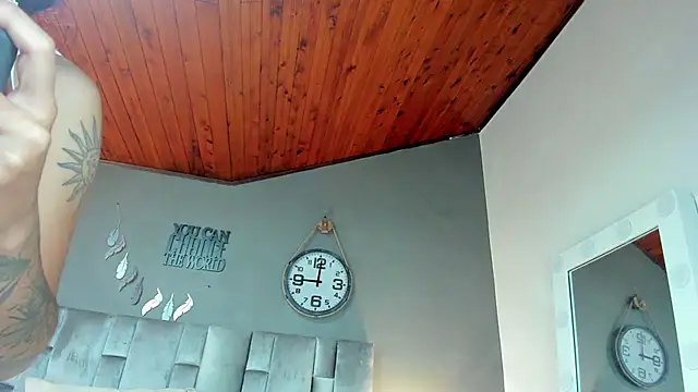 alaia-rogers online show from 30, 1, 2025