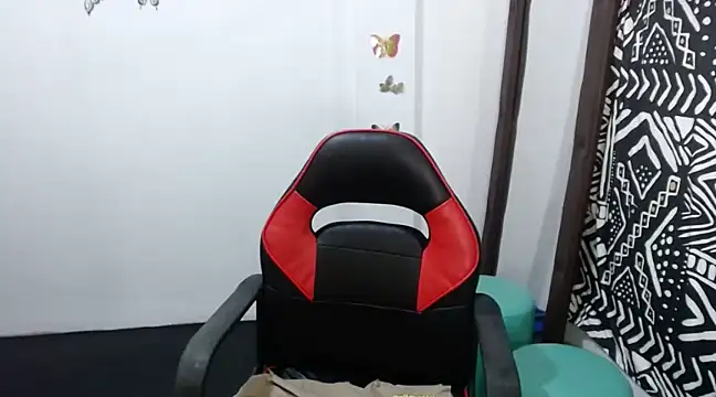 felinas6969 online show from 10, 1, 2025