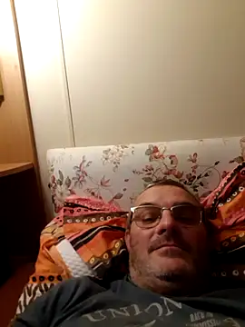 Snapshot of Gavin_6969 chatting on 21, 10, 2025 Gavin 6969 online show from 21, 10, 2025