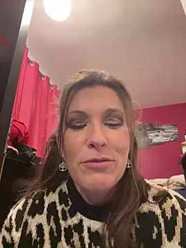 Lwhite1 online show from 16, 10, 2025