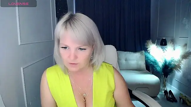 Snapshot of Juarnea chatting on 3, 4, 2026 Juarnea online show from 3, 4, 2026