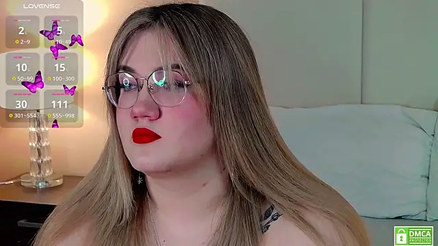 Snapshot of Nancy_Mooree chatting on 11, 9, 2025 Nancy Mooree online show from 11, 9, 2025