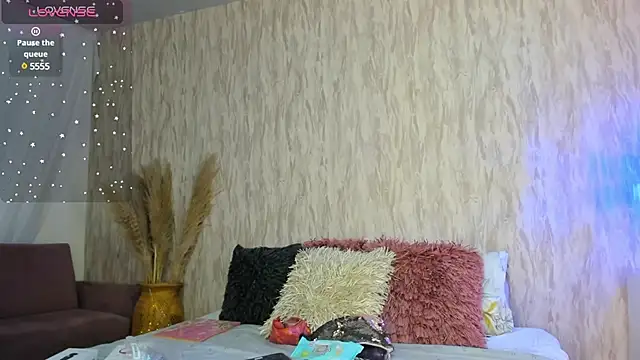 emily parkerr online show from 1, 2, 2025