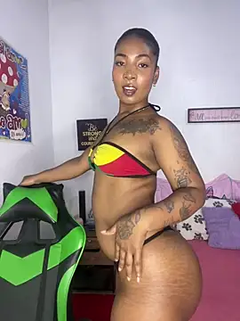 Snapshot of alissonjhonson chatting on 17, 5, 2026 alissonjhonson online show from 17, 5, 2026