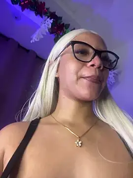 Charlotee  online show from 5, 1, 2025