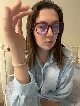 BeatriceTender online show from 5, 3, 2026