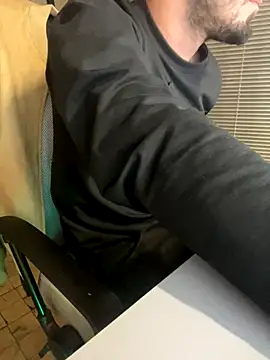 giorgakaci69 online show from 27, 11, 2025