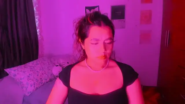 StephaniFox online show from 5, 5, 2026