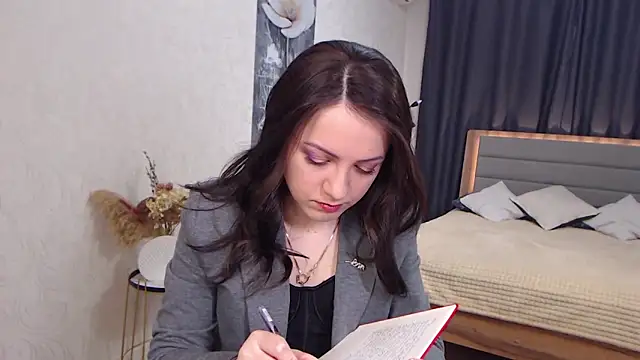 Snapshot of SusanMorado chatting on 6, 3, 2025 SusanMorado online show from 6, 3, 2025