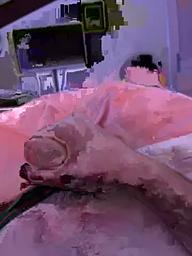 Snapshot of magrossebite25cm chatting on 22, 12, 2025 magrossebite25cm online show from 22, 12, 2025