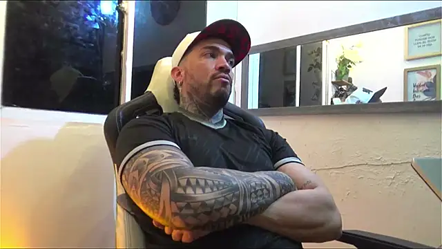 Snapshot of Angel_sex_latin chatting on 6, 1, 2025 Angel sex latin online show from 6, 1, 2025