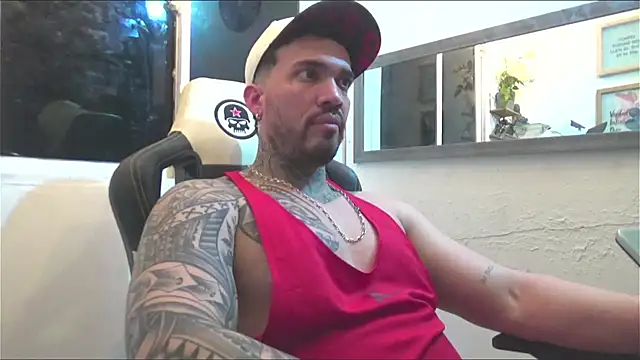 Snapshot of Angel_sex_latin chatting on 7, 1, 2025 Angel sex latin online show from 7, 1, 2025