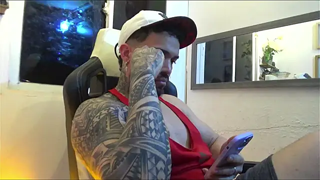 Snapshot of Angel_sex_latin chatting on 10, 1, 2025 Angel sex latin online show from 10, 1, 2025