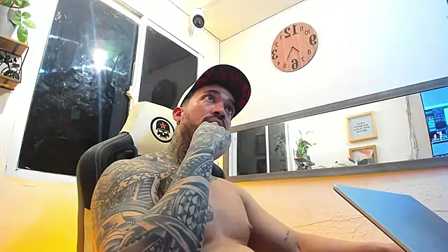 Snapshot of Angel_sex_latin chatting on 14, 1, 2025 Angel sex latin online show from 14, 1, 2025