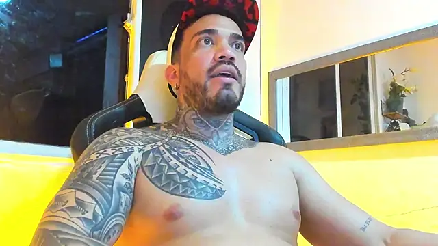 Snapshot of Angel_sex_latin chatting on 14, 1, 2025 Angel sex latin online show from 14, 1, 2025