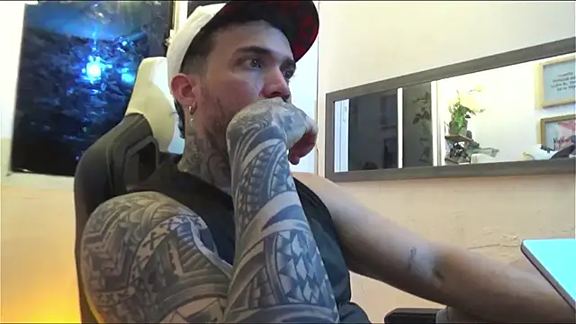 Snapshot of Angel_sex_latin chatting on 16, 1, 2025 Angel sex latin online show from 16, 1, 2025