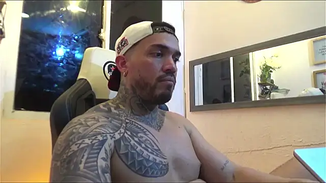 Snapshot of Angel_sex_latin chatting on 17, 1, 2025 Angel sex latin online show from 17, 1, 2025