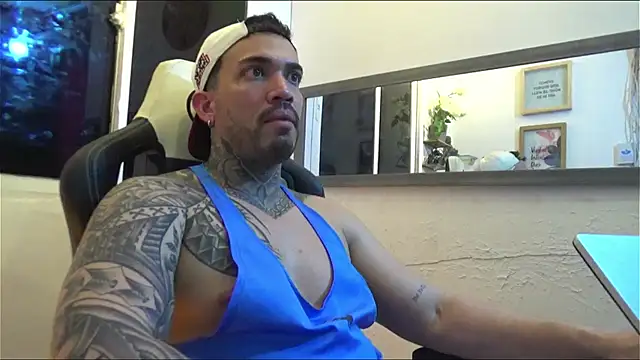 Snapshot of Angel_sex_latin chatting on 25, 1, 2025 Angel sex latin online show from 25, 1, 2025