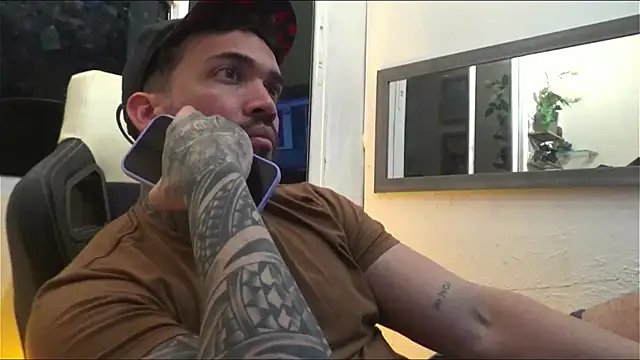 Snapshot of Angel_sex_latin chatting on 27, 1, 2025 Angel sex latin online show from 27, 1, 2025