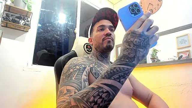 Snapshot of Angel_sex_latin chatting on 2, 2, 2025 Angel sex latin online show from 2, 2, 2025