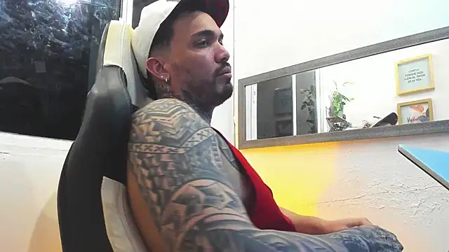 Snapshot of Angel_sex_latin chatting on 6, 2, 2025 Angel sex latin online show from 6, 2, 2025