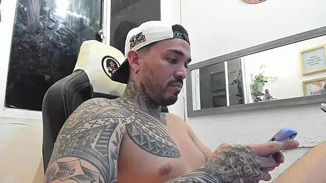 Snapshot of Angel_sex_latin chatting on 10, 2, 2025 Angel sex latin online show from 10, 2, 2025