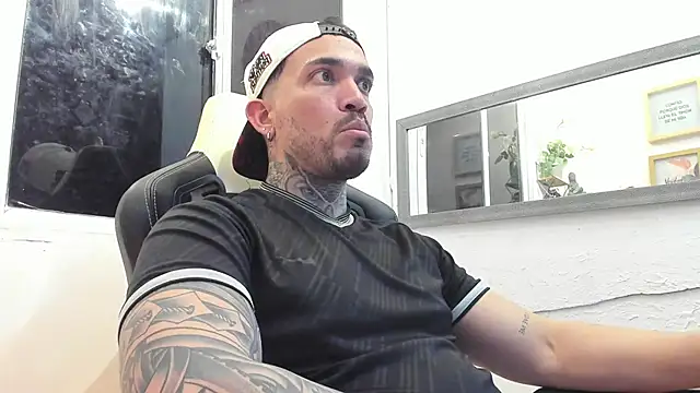 Snapshot of Angel_sex_latin chatting on 14, 2, 2025 Angel sex latin online show from 14, 2, 2025