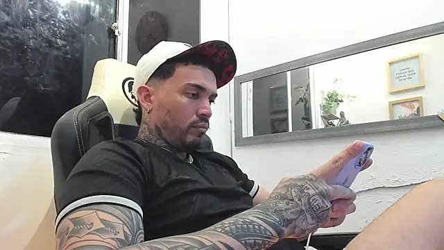 Snapshot of Angel_sex_latin chatting on 14, 2, 2025 Angel sex latin online show from 14, 2, 2025