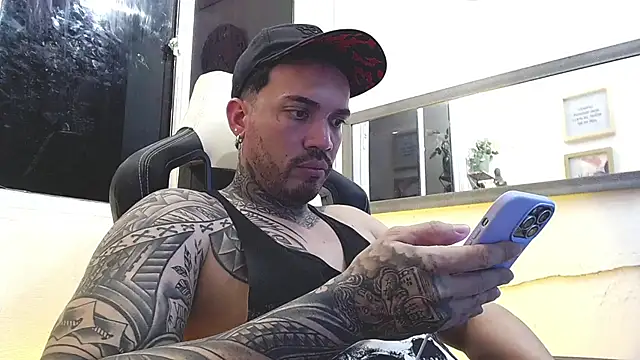 Snapshot of Angel_sex_latin chatting on 18, 2, 2025 Angel sex latin online show from 18, 2, 2025