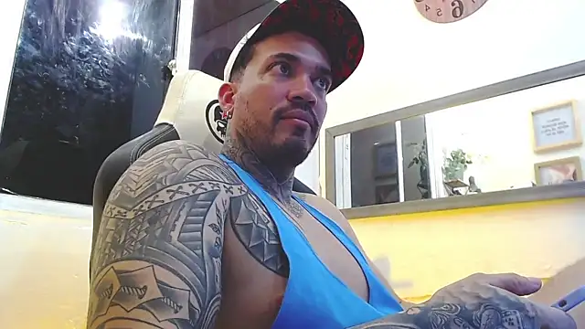 Snapshot of Angel_sex_latin chatting on 19, 2, 2025 Angel sex latin online show from 19, 2, 2025