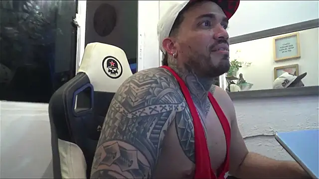 Snapshot of Angel_sex_latin chatting on 18, 3, 2025 Angel sex latin online show from 18, 3, 2025