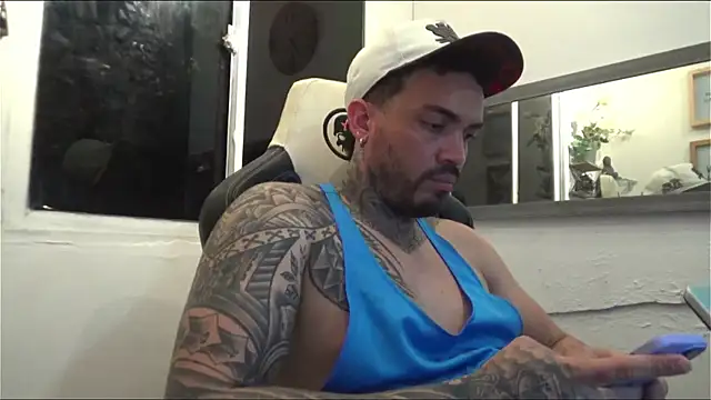 Snapshot of Angel_sex_latin chatting on 22, 3, 2025 Angel sex latin online show from 22, 3, 2025