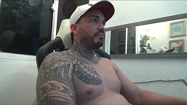 Snapshot of Angel_sex_latin chatting on 23, 3, 2025 Angel sex latin online show from 23, 3, 2025