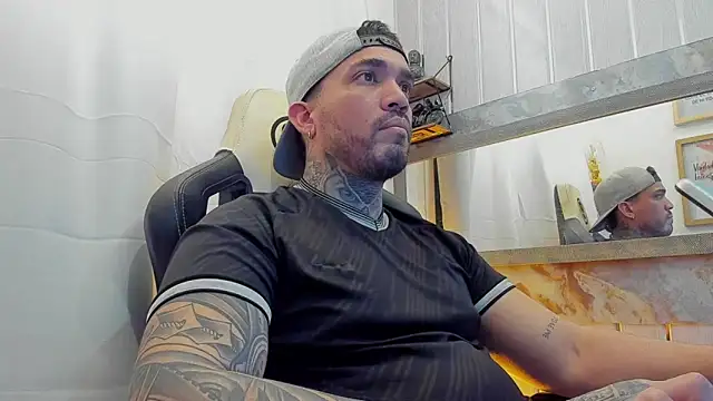 Snapshot of Angel_sex_latin chatting on 14, 9, 2025 Angel sex latin online show from 14, 9, 2025