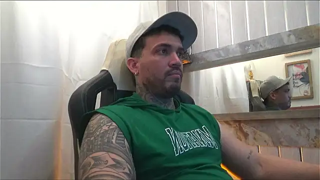 Snapshot of Angel_sex_latin chatting on 27, 9, 2025 Angel sex latin online show from 27, 9, 2025