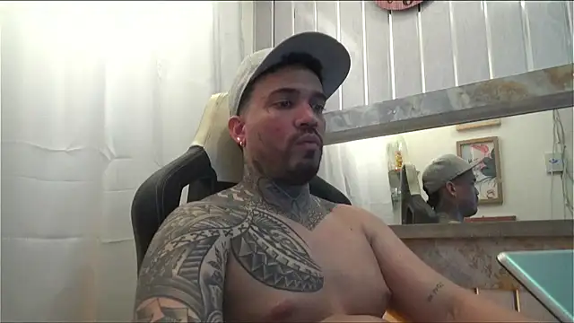 Snapshot of Angel_sex_latin chatting on 29, 10, 2025 Angel sex latin online show from 29, 10, 2025