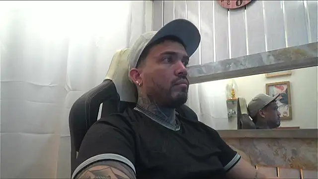 Snapshot of Angel_sex_latin chatting on 2, 11, 2025 Angel sex latin online show from 2, 11, 2025