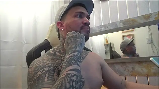 Snapshot of Angel_sex_latin chatting on 1, 12, 2025 Angel sex latin online show from 1, 12, 2025