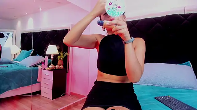 Holly Brensonexx  online show from 27, 1, 2025