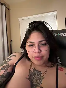 miacanela xo online show from 3, 3, 2025