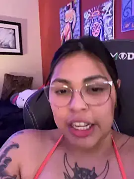 miacanela xo online show from 22, 3, 2025