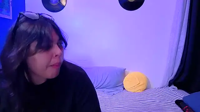 miacanela xo online show from 21, 5, 2026