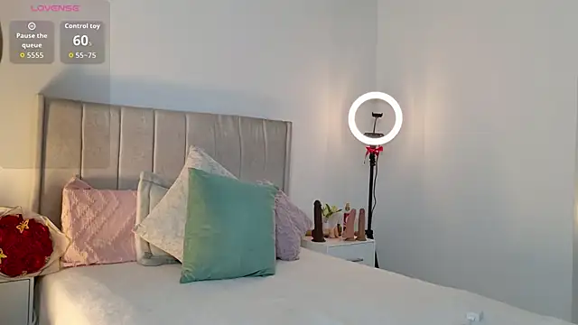 1m megan online show from 20, 4, 2026