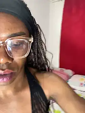 sweetsarabig22cm online show from 13, 2, 2025