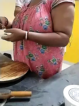 Snapshot of ANUBHABI chatting on 5, 1, 2025 ANUBHABI online show from 5, 1, 2025