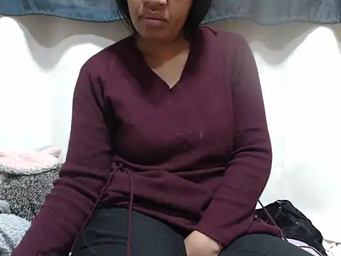 Snapshot of Linda_sexy chatting on 4, 7, 2026 Linda sexy online show from 4, 7, 2026