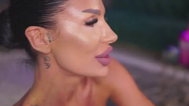 RaquelleVon online show from 26, 1, 2025