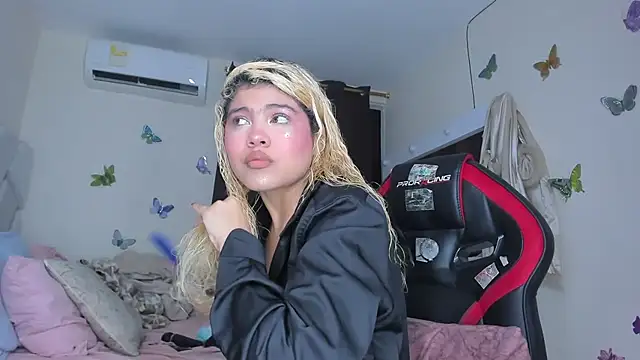 sofiacastillo01 online show from 22, 9, 2025