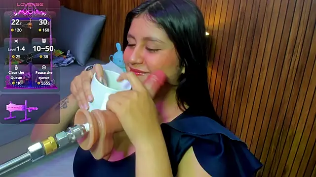 lola clit online show from 11, 2, 2025