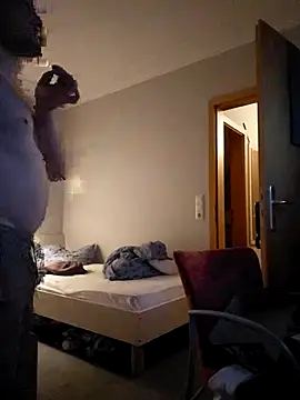 Snapshot of Bartzrl chatting on 14, 10, 2025 Bartzrl online show from 14, 10, 2025